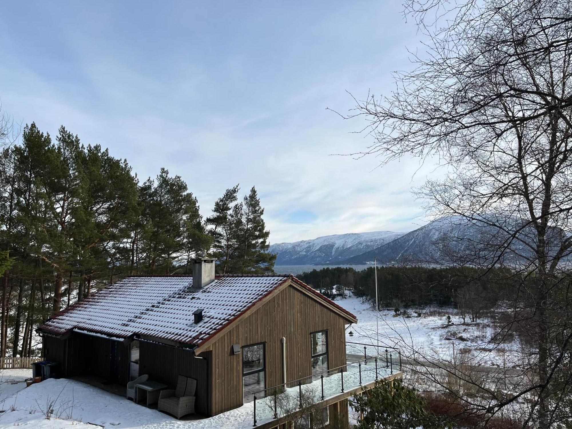 Bosdalhuset Villa Lavik  Bagian luar foto